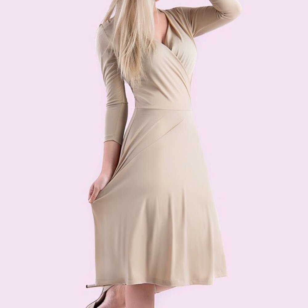 NWT Tam Ware Surplice Neckline 3/4 Sleeve Beige Skater Dress Large